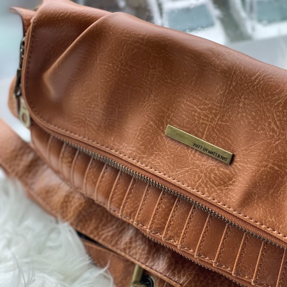 Tan Matt & Nat Crossbody Purse with Brass Accents - Picture 4 of 7